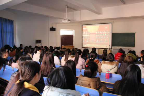 许昌卫生学校2019年报名条件、招生对象