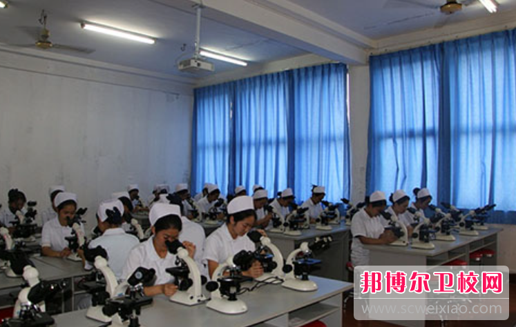 2023重庆排名前三的护理专业学校名单