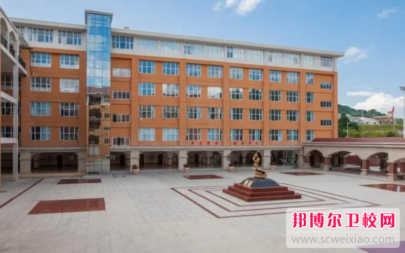 2023黔南排名前三的护理专业学校名单