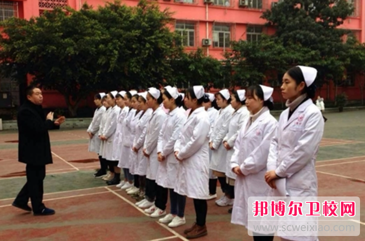 2023年重庆初中生考什么护理学校