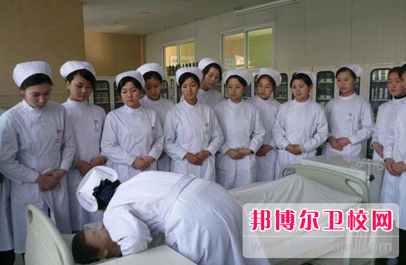 贵州2023年女生学护理学校好不好