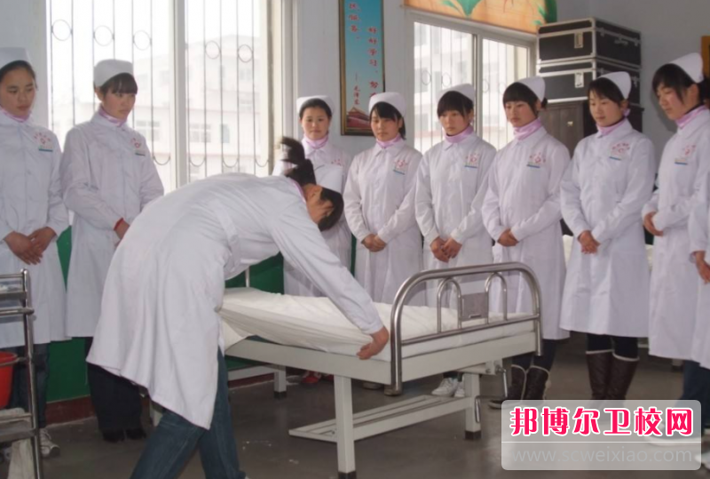 云南2023年护理学校开设有哪些课程