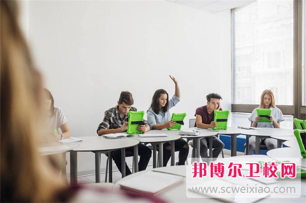 2023重庆排名前二的公办药剂专业学校名单